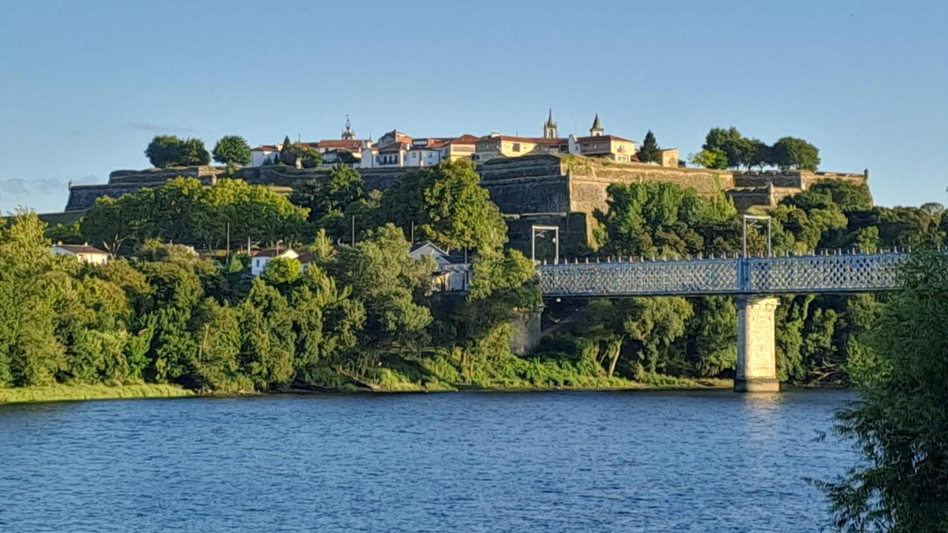 Casita A Estrenar En Finca Con Rio Proxima A Tui, Gondomar Y Portugal. Ngoại thất bức ảnh